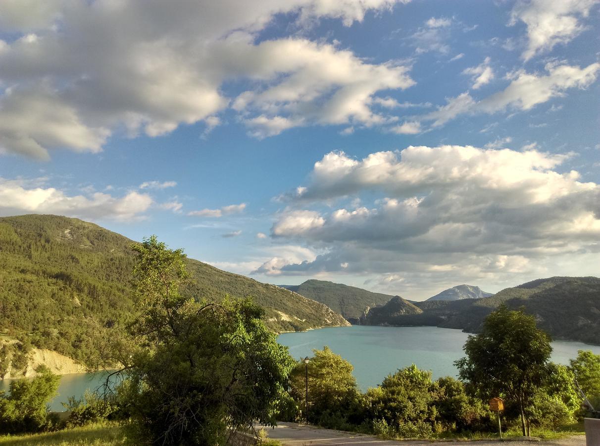 Camping Du Lac Saint-Julien-du-Verdon Exterior photo