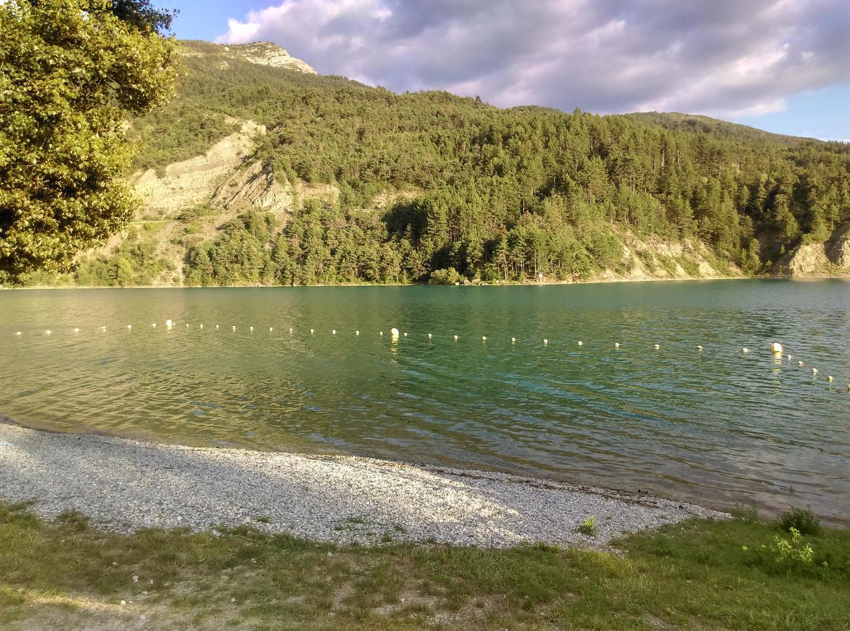 Camping Du Lac Saint-Julien-du-Verdon Exterior photo